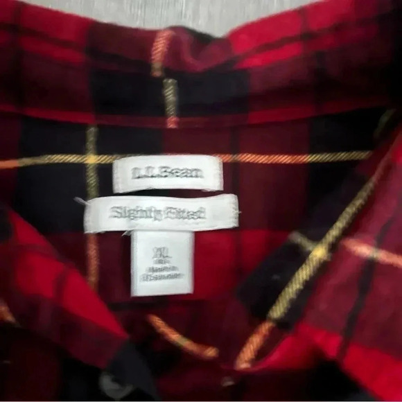 Women’s LL Bean Plaid Slightly Fitted Flannel Top Size XL - Picture 3 of 3